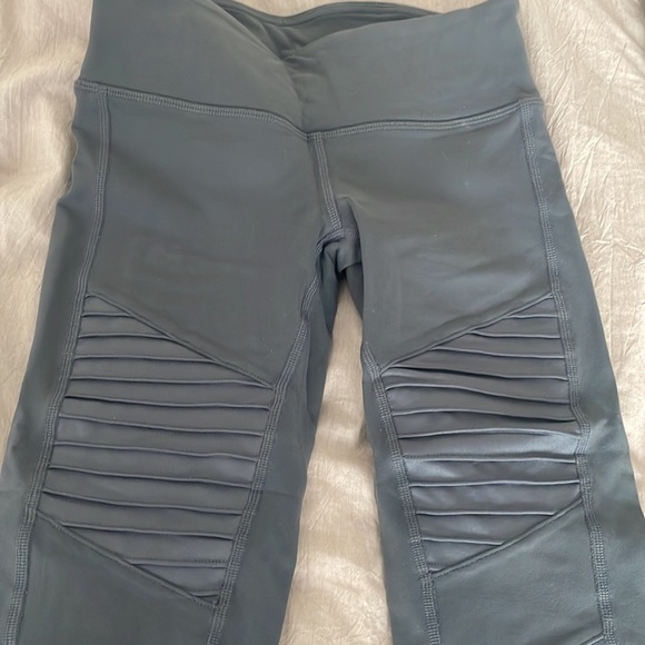 Alo Gray Moto Leggings - Picture 6 of 8